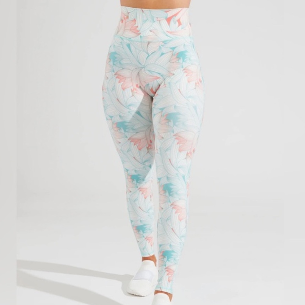 Buffbunny Island Paradise Legacy Legging - Small